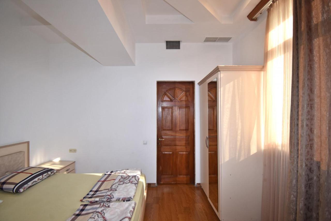 Abovyan Street 16, Apartment No 24 Γιερεβάν Εξωτερικό φωτογραφία