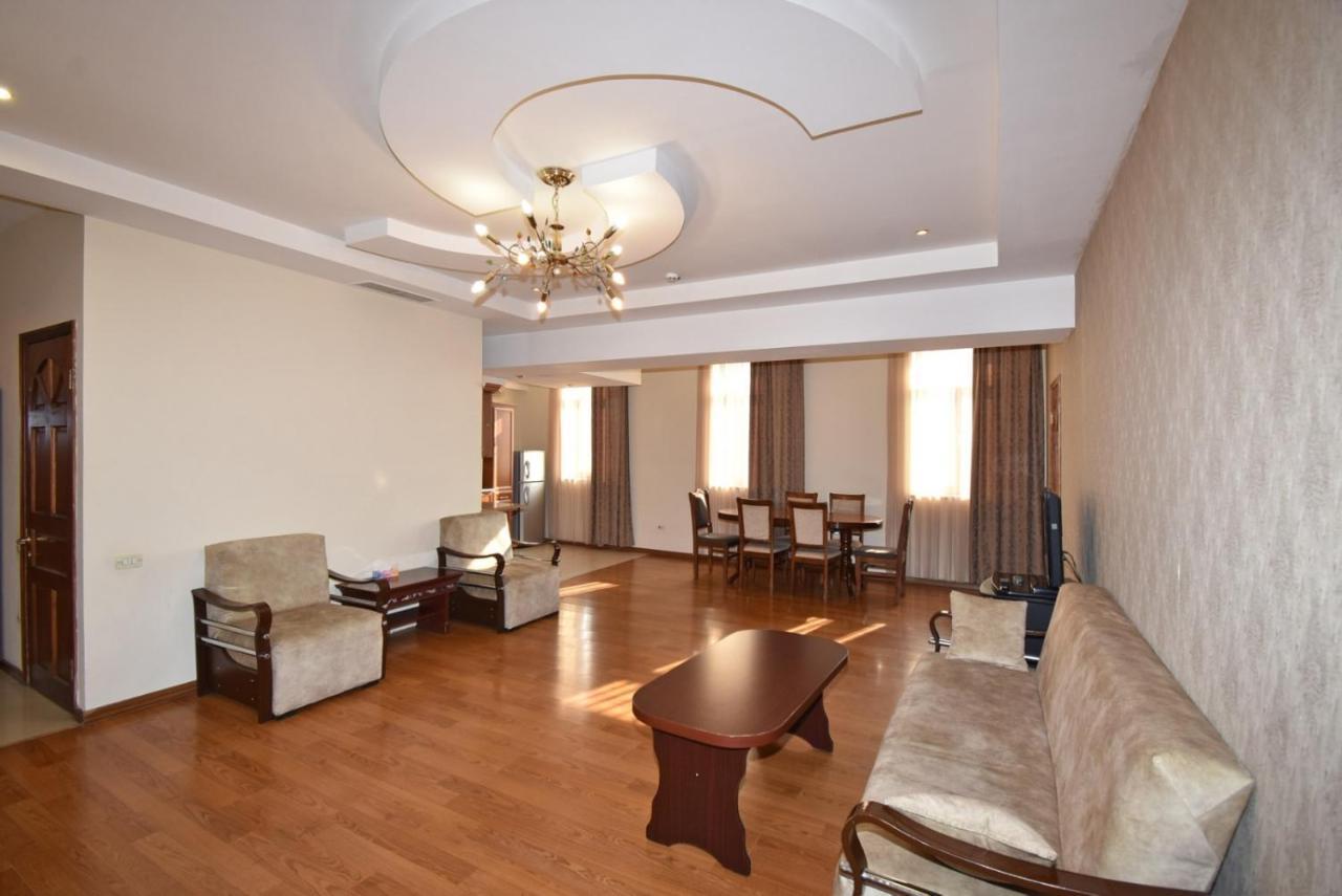 Abovyan Street 16, Apartment No 24 Γιερεβάν Εξωτερικό φωτογραφία