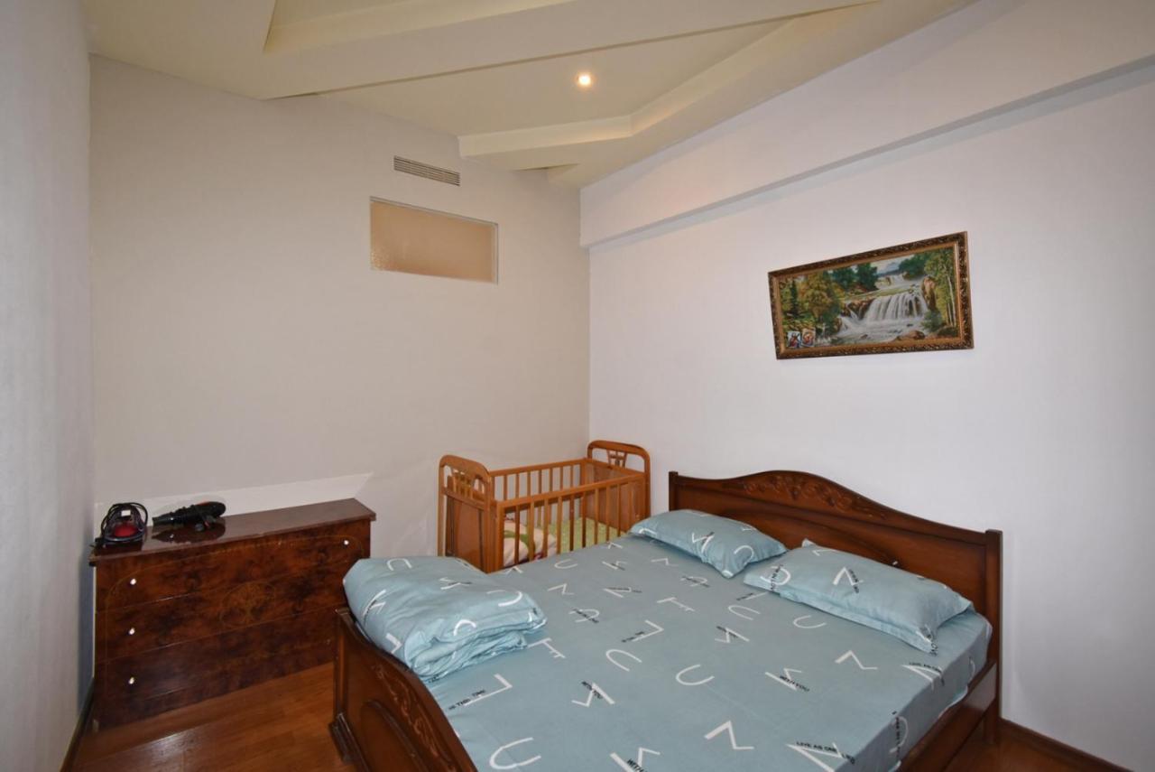 Abovyan Street 16, Apartment No 24 Γιερεβάν Εξωτερικό φωτογραφία